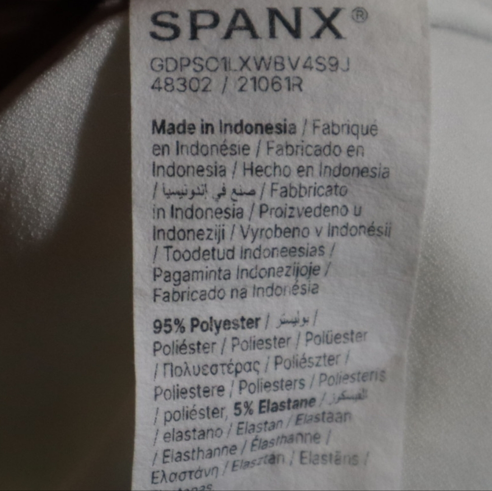 Spank White Sleeveless Top 21061R - Picture 9 of 11